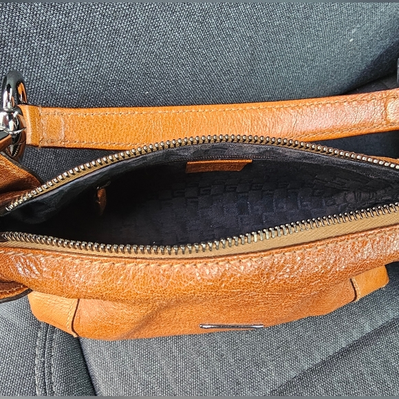 Authentic Gucci Handbag - Picture 7 of 8